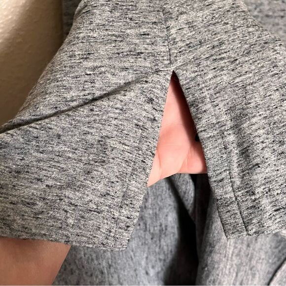 J. Jill PureJill Affinity French Terry Long Sleeve Gray Tunic Top Size Medium - Picture 8 of 10